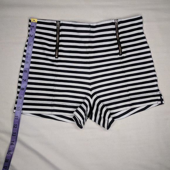 Sunday Best ^-^ High-waisted Shorts SIZE 0 - Picture 6 of 8